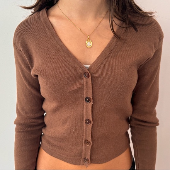 Brandy Melville sweater - Picture 1 of 4